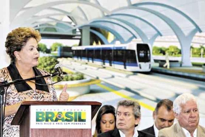 Dilma anunciou, em Salvador, investimentos no PAC da Mobilidade Urbana: Planalto avalia que foi dada a largada da eleição de 2014(foto: Roberto Stuckert Filho/PR) Dilma anunciou, em Salvador, investimentos no PAC da Mobilidade Urbana: Planalto avalia que foi dada a largada da eleição de 2014(foto: Roberto Stuckert Filho/PR)