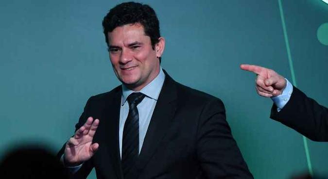 O juiz federal Sérgio Moro determinou a prisão do ex-policial federal Jayme Alves de Oliveira Filho, conhecido como Careca, investigado na Operação Lava Jato.(foto: AFP / NELSON ALMEIDA) O juiz federal Sérgio Moro determinou a prisão do ex-policial federal Jayme Alves de Oliveira Filho, conhecido como Careca, investigado na Operação Lava Jato.(foto: AFP / NELSON ALMEIDA)