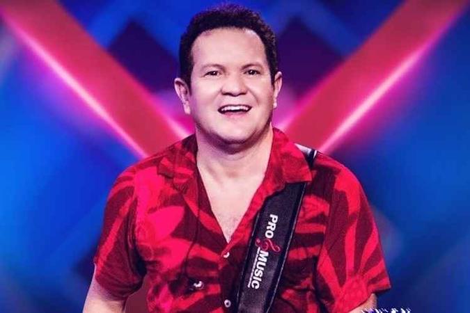 Ximbinha é acusado de agredir ex-cantora Carla Maués (foto: Reprodução/Facebook) Ximbinha é acusado de agredir ex-cantora Carla Maués (foto: Reprodução/Facebook)