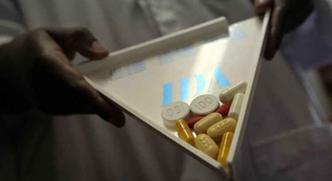 Um coquetel de duas drogas injetado a cada mês ou dois pode ser tão eficaz como uma pílula diária para manter o vírus da AIDS sob controle(foto: Stuart Price/ AFP - 30/11/2006) Um coquetel de duas drogas injetado a cada mês ou dois pode ser tão eficaz como uma pílula diária para manter o vírus da AIDS sob controle(foto: Stuart Price/ AFP - 30/11/2006)