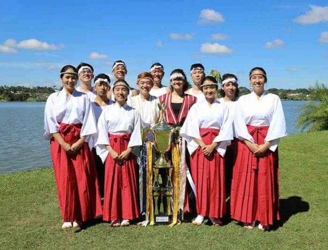 O grupo Hikaridaiko é um dos pioneiros de Brasília da arte do taiko e já conquistou títulos nacionais(foto: Hamile Mey Takematsu/ Divulgação ) O grupo Hikaridaiko é um dos pioneiros de Brasília da arte do taiko e já conquistou títulos nacionais(foto: Hamile Mey Takematsu/ Divulgação )