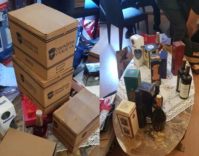 Policiais apreenderam diversos produtos importados na casa do suspeito, na Asa Norte(foto: Material cedido ao Correio) Policiais apreenderam diversos produtos importados na casa do suspeito, na Asa Norte(foto: Material cedido ao Correio)