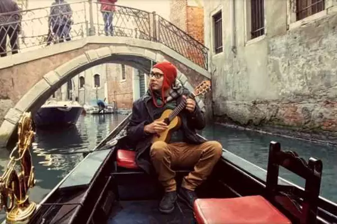 'Tem, mas tá em falta' fala sobre perda e recomeço(foto: Reprodução/Youtube) 'Tem, mas tá em falta' fala sobre perda e recomeço(foto: Reprodução/Youtube)
