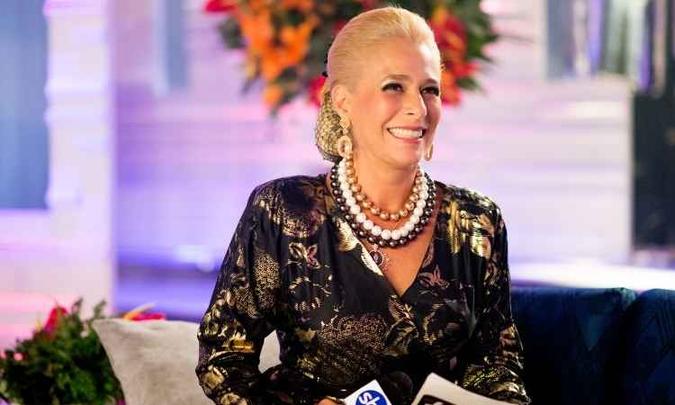 Andrea Beltrão vive Hebe no filme 'Hebe A Estrela do Brasil'(foto: Jonas Tucci/agencia Pressphoto) Andrea Beltrão vive Hebe no filme 'Hebe A Estrela do Brasil'(foto: Jonas Tucci/agencia Pressphoto)