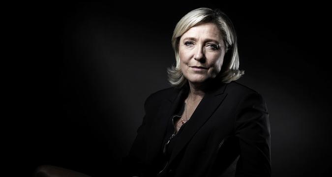 Le Pen afirmou que a denúncia contra ela é uma perseguição política(foto: Joel Saget / AFP) Le Pen afirmou que a denúncia contra ela é uma perseguição política(foto: Joel Saget / AFP)