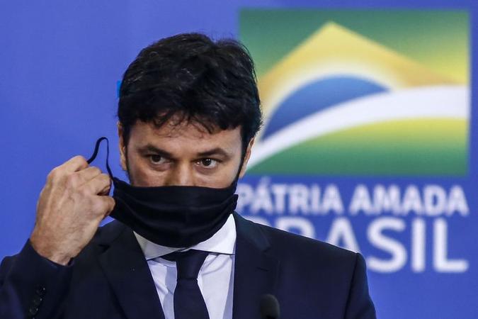 O ministério entregue a Fábio Faria tem um orçamento de R$ 2,3 bilhões, capaz de galvanizar o Centrão em torno do governo (foto: AFP / Sergio LIMA ) O ministério entregue a Fábio Faria tem um orçamento de R$ 2,3 bilhões, capaz de galvanizar o Centrão em torno do governo (foto: AFP / Sergio LIMA )