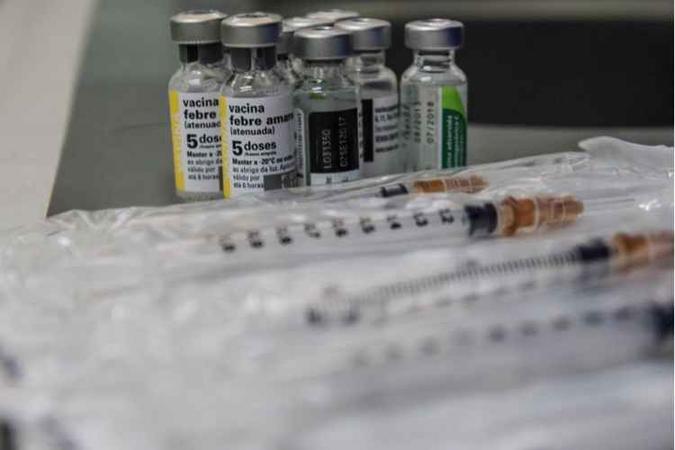 Doses da vacina contra a doenças estão disponíveis de graça nas Unidades Básicas de Saúde(foto: Arthur Menescal/Esp. CB/D.A Press) Doses da vacina contra a doenças estão disponíveis de graça nas Unidades Básicas de Saúde(foto: Arthur Menescal/Esp. CB/D.A Press)