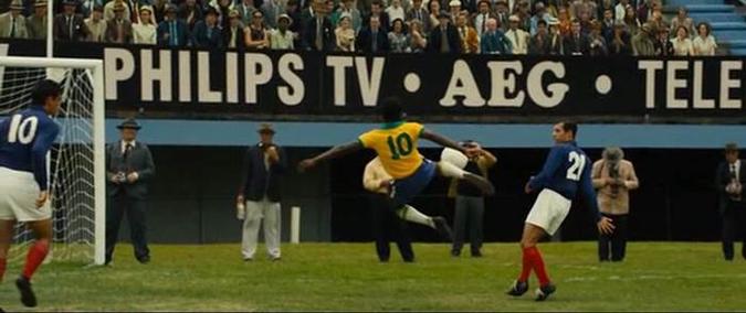 Nascido em Três Corações (Minas Gerais), Pelé é cinebiografado(foto: Europa Filmes / Divulgação) Nascido em Três Corações (Minas Gerais), Pelé é cinebiografado(foto: Europa Filmes / Divulgação)