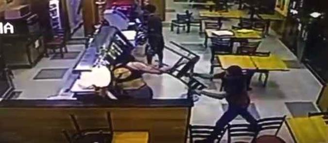 A estudante Jéssica de Oliveira, de 28 anos, foi agredida com pauladas, pedradas e cadeiradas dentro de uma lanchonete em Taguatinga Norte(foto: Reprodução) A estudante Jéssica de Oliveira, de 28 anos, foi agredida com pauladas, pedradas e cadeiradas dentro de uma lanchonete em Taguatinga Norte(foto: Reprodução)