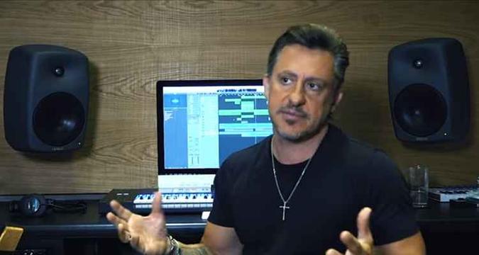 Primeiro vídeo postado mostra o Home Studio que o produtor tem em casa(foto: Reprodução/YouTube) Primeiro vídeo postado mostra o Home Studio que o produtor tem em casa(foto: Reprodução/YouTube)