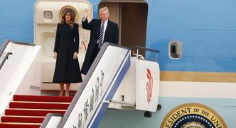O avião presidencial pousou no aeroporto de Pequim, procedente de Seul, para uma visita de menos de 48 horas à China(foto: Thomas Peter / AFP ) O avião presidencial pousou no aeroporto de Pequim, procedente de Seul, para uma visita de menos de 48 horas à China(foto: Thomas Peter / AFP )