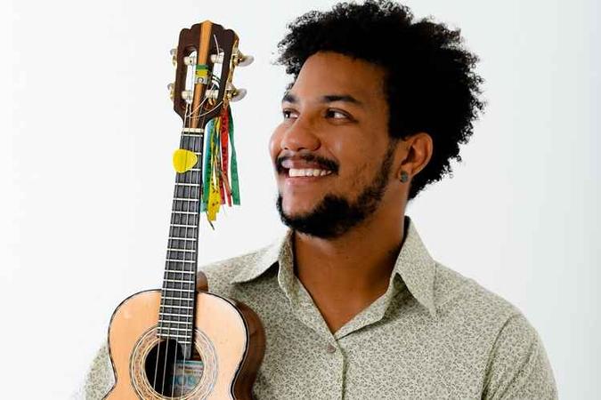 Vinícius de Oliveira lançou o primeiro EP de uma trilogia que será completada este ano(foto: Andressa Anholete/Divulgação) Vinícius de Oliveira lançou o primeiro EP de uma trilogia que será completada este ano(foto: Andressa Anholete/Divulgação)