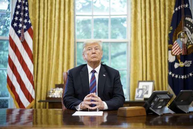 Trump notificou o Congresso na sexta-feira de que planeja assinar um acordo em 90 dias com o México para substituir o Nafta (foto: AFP / MANDEL NGAN) Trump notificou o Congresso na sexta-feira de que planeja assinar um acordo em 90 dias com o México para substituir o Nafta (foto: AFP / MANDEL NGAN)