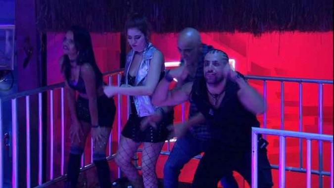 Os brothers se emocionaram na saideira de festa do BBB18(foto: Reprodução/Tv Globo) Os brothers se emocionaram na saideira de festa do BBB18(foto: Reprodução/Tv Globo)