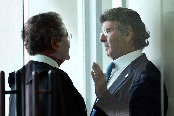 Fux (D): presidente do TSE se diz preocupado com o uso das fake news na campanha eleitoral(foto: Evaristo Sá/AFP) Fux (D): presidente do TSE se diz preocupado com o uso das fake news na campanha eleitoral(foto: Evaristo Sá/AFP)