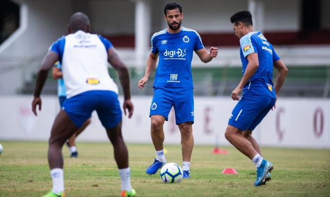 Fred começou no banco na rodada passada, mas deve recuperar a posição hoje(foto: Bruno Haddad/Cruzeiro ) Fred começou no banco na rodada passada, mas deve recuperar a posição hoje(foto: Bruno Haddad/Cruzeiro )