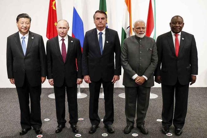 Presidente da República, Jair Bolsonaro, durante foto dos Líderes dos BRICS.(foto: Alan Santos/PR) Presidente da República, Jair Bolsonaro, durante foto dos Líderes dos BRICS.(foto: Alan Santos/PR)