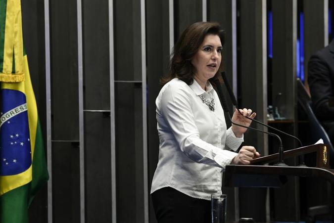 Simone quer agilizar PEC de autoria de Oriovisto Guimarães. Na Câmara, outra semelhante começa a andar(foto: Jefferson Rudy/Agencia Senado) Simone quer agilizar PEC de autoria de Oriovisto Guimarães. Na Câmara, outra semelhante começa a andar(foto: Jefferson Rudy/Agencia Senado)