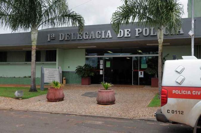 Familiares da vítima também prestam depoimento na 1ª DP(foto: Adauto Cruz/CB/D.A Press) Familiares da vítima também prestam depoimento na 1ª DP(foto: Adauto Cruz/CB/D.A Press)
