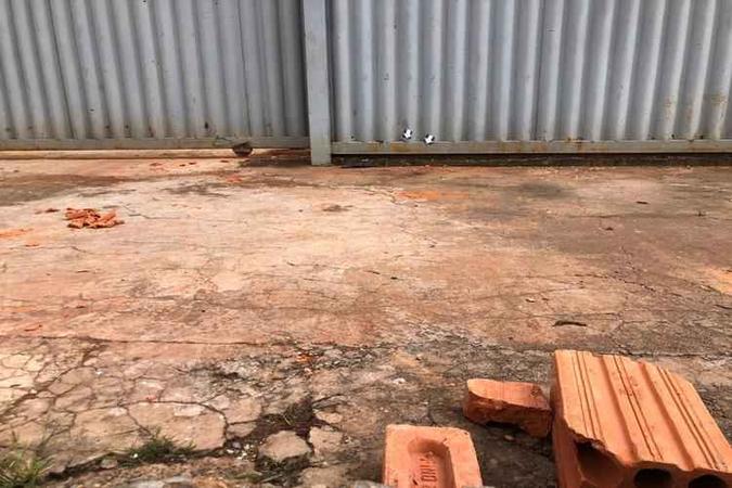 Menina deu uma tijolada na cabeça do homem em Águas Claras(foto: Walder Galvão/CB/D.A Press) Menina deu uma tijolada na cabeça do homem em Águas Claras(foto: Walder Galvão/CB/D.A Press)