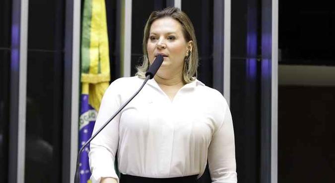 Na avaliação da deputada, os rumores de que irregularidades em candidaturas do PSL poderiam provocar a queda de Bebianno(foto: Najara Araujo/Câmara dos Deputados) Na avaliação da deputada, os rumores de que irregularidades em candidaturas do PSL poderiam provocar a queda de Bebianno(foto: Najara Araujo/Câmara dos Deputados)
