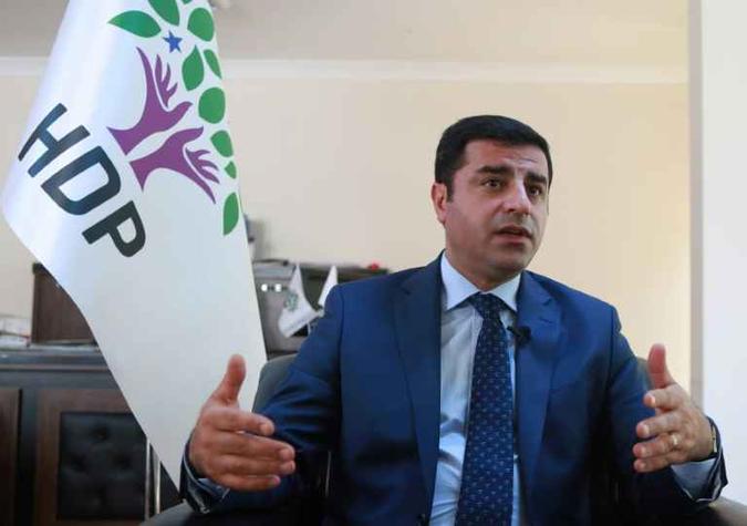 Selahattin Demirtas em 22 de julho de 2016 (foto: Adem Altan/AFP/Arquivos ) Selahattin Demirtas em 22 de julho de 2016 (foto: Adem Altan/AFP/Arquivos )