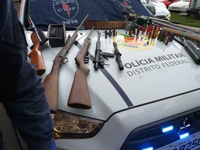 PMDF encontrou nove armas de produção caseira, em Ceilândia(foto: Reprodução/PMDF) PMDF encontrou nove armas de produção caseira, em Ceilândia(foto: Reprodução/PMDF)