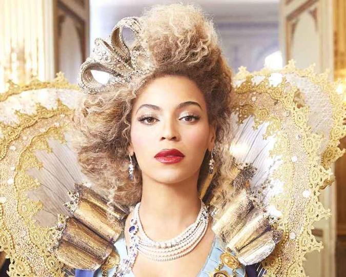 Trajes de Beyoncé no cartaz de divulgação da turnê Trajes de Beyoncé no cartaz de divulgação da turnê