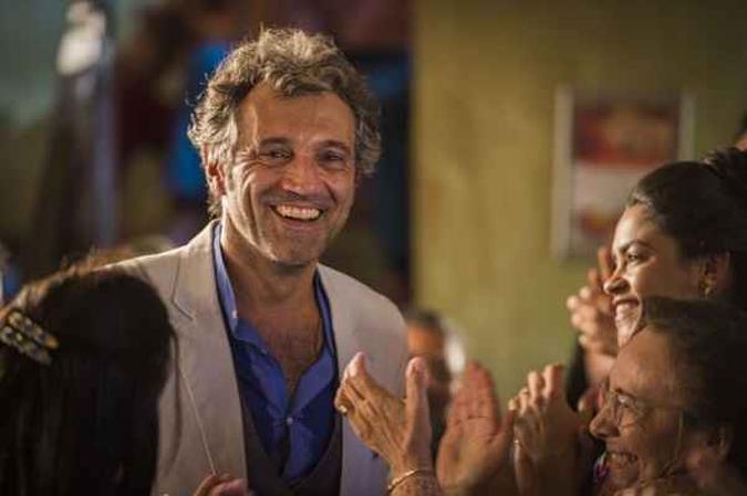 Domingos Montagner estava no ar na novela 'Velho Chico'(foto: Caiua Franco/Divulgação) Domingos Montagner estava no ar na novela 'Velho Chico'(foto: Caiua Franco/Divulgação)