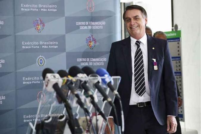 Idade mínima de aposentadoria será o primeiro ponto apresentado pelo presidente eleito ao Congresso, na proposta de fatiamento defendida por ele (foto: José Cruz/Agência Brasil ) Idade mínima de aposentadoria será o primeiro ponto apresentado pelo presidente eleito ao Congresso, na proposta de fatiamento defendida por ele (foto: José Cruz/Agência Brasil )