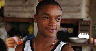 Darlan ficou conhecido por interpretar Laranjinha na série 'Cidade dos Homens'(foto: TV Globo / Kiko Cabral) Darlan ficou conhecido por interpretar Laranjinha na série 'Cidade dos Homens'(foto: TV Globo / Kiko Cabral)