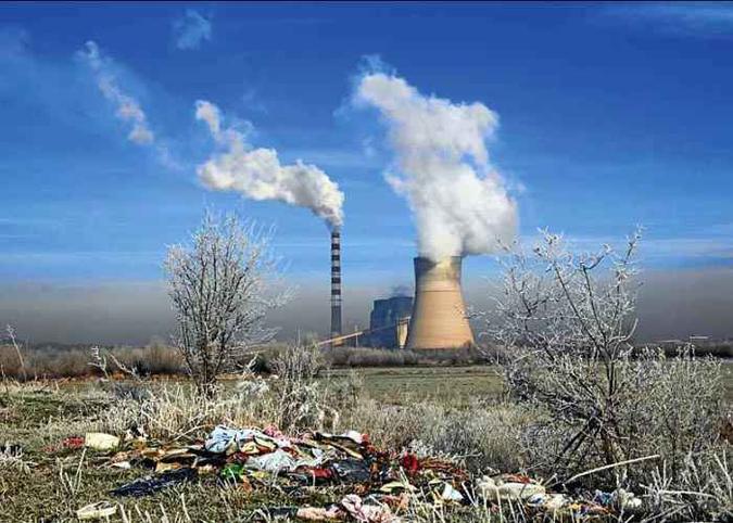 Reduzir a queima de combustíveis fósseis é um dos desafios do Acordo de Paris: na COP 23, 20 países se comprometeram a abandonar o carvão até 2030 (foto: Hazir Reka/Reuters ) Reduzir a queima de combustíveis fósseis é um dos desafios do Acordo de Paris: na COP 23, 20 países se comprometeram a abandonar o carvão até 2030 (foto: Hazir Reka/Reuters )
