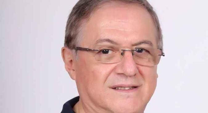 O colombiano Ricardo Vélez Rodríguez é escolhido como futuro ministro da Educação, do governo do presidente eleito, Jair Bolsonaro(foto: Facebook/Reprodução) O colombiano Ricardo Vélez Rodríguez é escolhido como futuro ministro da Educação, do governo do presidente eleito, Jair Bolsonaro(foto: Facebook/Reprodução)