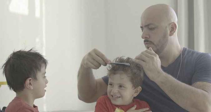 No Dia dos Pais, conheça iniciativas que incentivam a parentalidade com consciência(foto: GNT/Divulgação) No Dia dos Pais, conheça iniciativas que incentivam a parentalidade com consciência(foto: GNT/Divulgação)