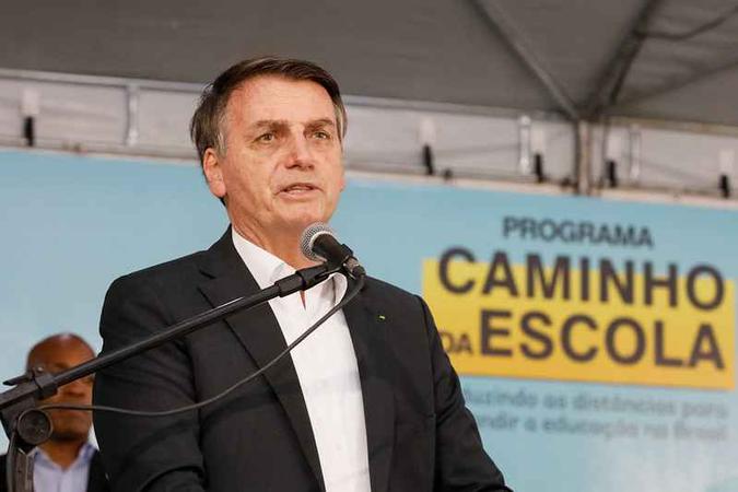 Presidente Jair Bolsonaro durante evento para entrega de ônibus escolares, em Goiás(foto: Isac Nóbrega/PR) Presidente Jair Bolsonaro durante evento para entrega de ônibus escolares, em Goiás(foto: Isac Nóbrega/PR)