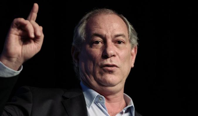 Ciro Gomes está à frente da negociação de um amplo arco de alianças, que inclui DEM, PP, SD e PCdoB, entre outros(foto: Miguel Schincariol/AFP) Ciro Gomes está à frente da negociação de um amplo arco de alianças, que inclui DEM, PP, SD e PCdoB, entre outros(foto: Miguel Schincariol/AFP)
