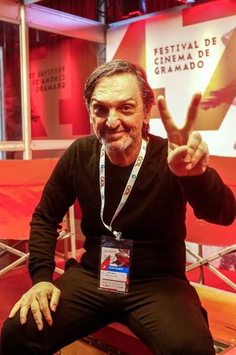Paulo Miklos vive roqueiro da década de 1980 em filme de Iberê Carvalho(foto: Edison Vara - PRESS PHOTO credito ) Paulo Miklos vive roqueiro da década de 1980 em filme de Iberê Carvalho(foto: Edison Vara - PRESS PHOTO credito )
