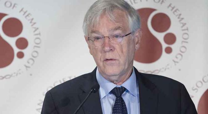 Joseph M. Connors, autor do estudo: É a primeira vez que uma droga destinada a tirar proveito de uma característica biológica específica das células desse câncer é utilizada no tratamento inicial da doença(foto: Phil McCarten/ASH/Divulgação) Joseph M. Connors, autor do estudo: É a primeira vez que uma droga destinada a tirar proveito de uma característica biológica específica das células desse câncer é utilizada no tratamento inicial da doença(foto: Phil McCarten/ASH/Divulgação)