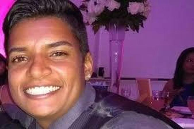 As investigações preliminares apontam que a soldado Juliane dos Santos Duarte, de 27 anos, foi morta por ser policial militar(foto: Arquivo pessoal) As investigações preliminares apontam que a soldado Juliane dos Santos Duarte, de 27 anos, foi morta por ser policial militar(foto: Arquivo pessoal)