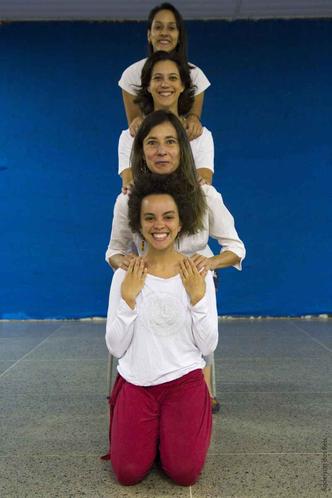 Elenco da peça: temas relacionados ao cotidiano das mulheres, como assédio sexual, bullying, anorexia, machismo, relacionamento abusivo(foto: Anderson dos Reis/Divulgação) Elenco da peça: temas relacionados ao cotidiano das mulheres, como assédio sexual, bullying, anorexia, machismo, relacionamento abusivo(foto: Anderson dos Reis/Divulgação)