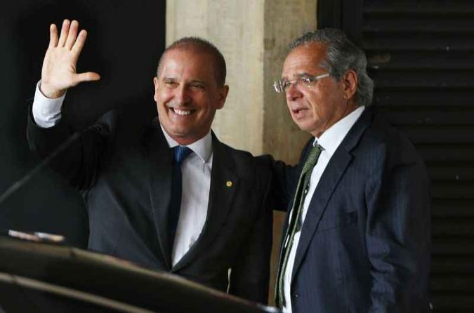 O grupo que conduz as discussões ainda não fez nenhuma apresentação técnica ao presidente eleito ou ao futuro ministro-chefe da Casa Civil, Onyx Lorenzoni(foto: Ed Alves/CB/D.A Press) O grupo que conduz as discussões ainda não fez nenhuma apresentação técnica ao presidente eleito ou ao futuro ministro-chefe da Casa Civil, Onyx Lorenzoni(foto: Ed Alves/CB/D.A Press)