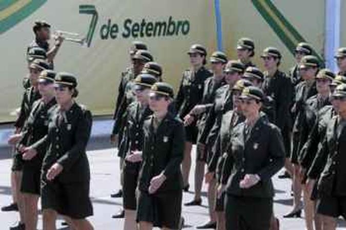 A partir de 8h até meio-dia, a Polícia Militar vai bloquear o trânsito no fim da Esplanada dos Ministérios(foto: Mary Leal/ Agência ) A partir de 8h até meio-dia, a Polícia Militar vai bloquear o trânsito no fim da Esplanada dos Ministérios(foto: Mary Leal/ Agência )