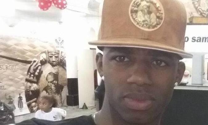 Jovem registrou um boletim de ocorrência de injúria racial na Delegacia de Polícia de Repressão aos Crimes Raciais e Delitos de Intolerância (Decradi)(foto: Facebook/Reprodução) Jovem registrou um boletim de ocorrência de injúria racial na Delegacia de Polícia de Repressão aos Crimes Raciais e Delitos de Intolerância (Decradi)(foto: Facebook/Reprodução)