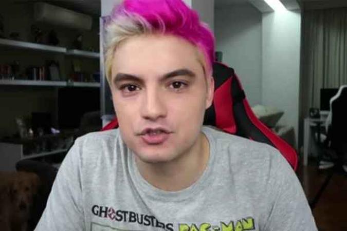 Em Em