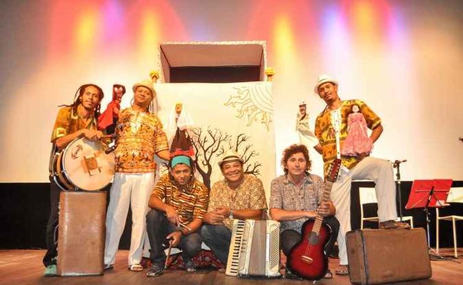 A cia de teatro brasiliense se apresenta na sexta (12/1) e sábado (13) resgatando a cultura nordestina(foto: Elimas Caranguejo) A cia de teatro brasiliense se apresenta na sexta (12/1) e sábado (13) resgatando a cultura nordestina(foto: Elimas Caranguejo)