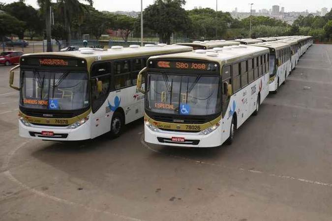 Justiça condena empresa de transportes Expresso São José a indenizar cadeirante que caiu ao descer do ônibus(foto: Dênio Simões/GDF) Justiça condena empresa de transportes Expresso São José a indenizar cadeirante que caiu ao descer do ônibus(foto: Dênio Simões/GDF)