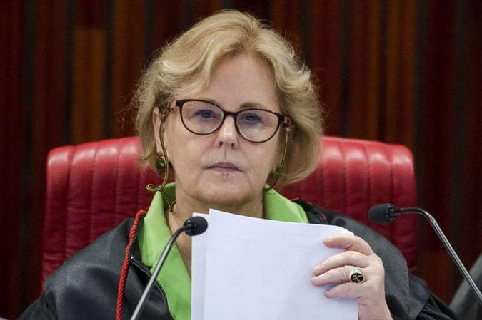 Rosa Weber defende aprofundamento na questão para minimizar o impacto das notícias falsas nas próximas eleições(foto: Marcelo Camargo/Agência Brasil ) Rosa Weber defende aprofundamento na questão para minimizar o impacto das notícias falsas nas próximas eleições(foto: Marcelo Camargo/Agência Brasil )
