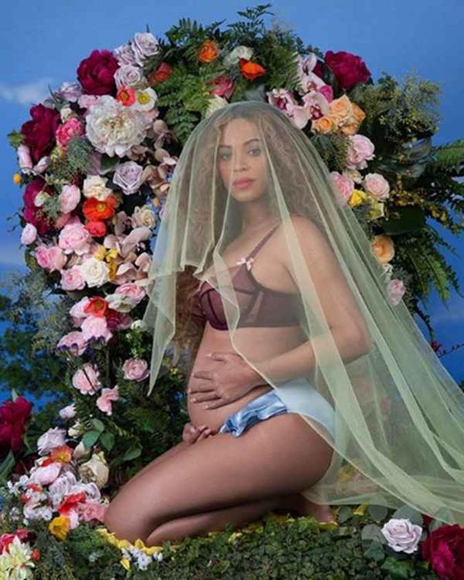 A foto da cantora americana Beyoncé grávida tem mais de 11 milhões de curtidas(foto: Reprodução/Instagram ) A foto da cantora americana Beyoncé grávida tem mais de 11 milhões de curtidas(foto: Reprodução/Instagram )