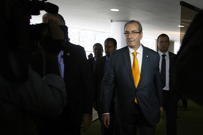 Cunha avalia que Cardozo e Janot trabalham pela cassação do mandato dele(foto: Andressa Anholete/AFP) Cunha avalia que Cardozo e Janot trabalham pela cassação do mandato dele(foto: Andressa Anholete/AFP)