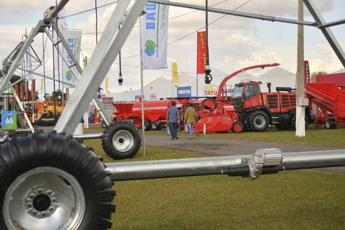 A AgroBrasília fica aberta ao público até amanhã: oportunidade de negócios no campo (foto: Andre Borges/Agência Brasília) A AgroBrasília fica aberta ao público até amanhã: oportunidade de negócios no campo (foto: Andre Borges/Agência Brasília)